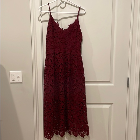 Astr Dresses & Skirts - Maroon dress